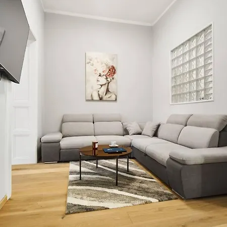 City Twenty 2Bdr Apartment By Irundo Záhřeb Exteriér fotografie