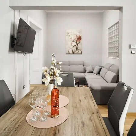 City Twenty 2Bdr Apartment By Irundo Záhřeb Exteriér fotografie